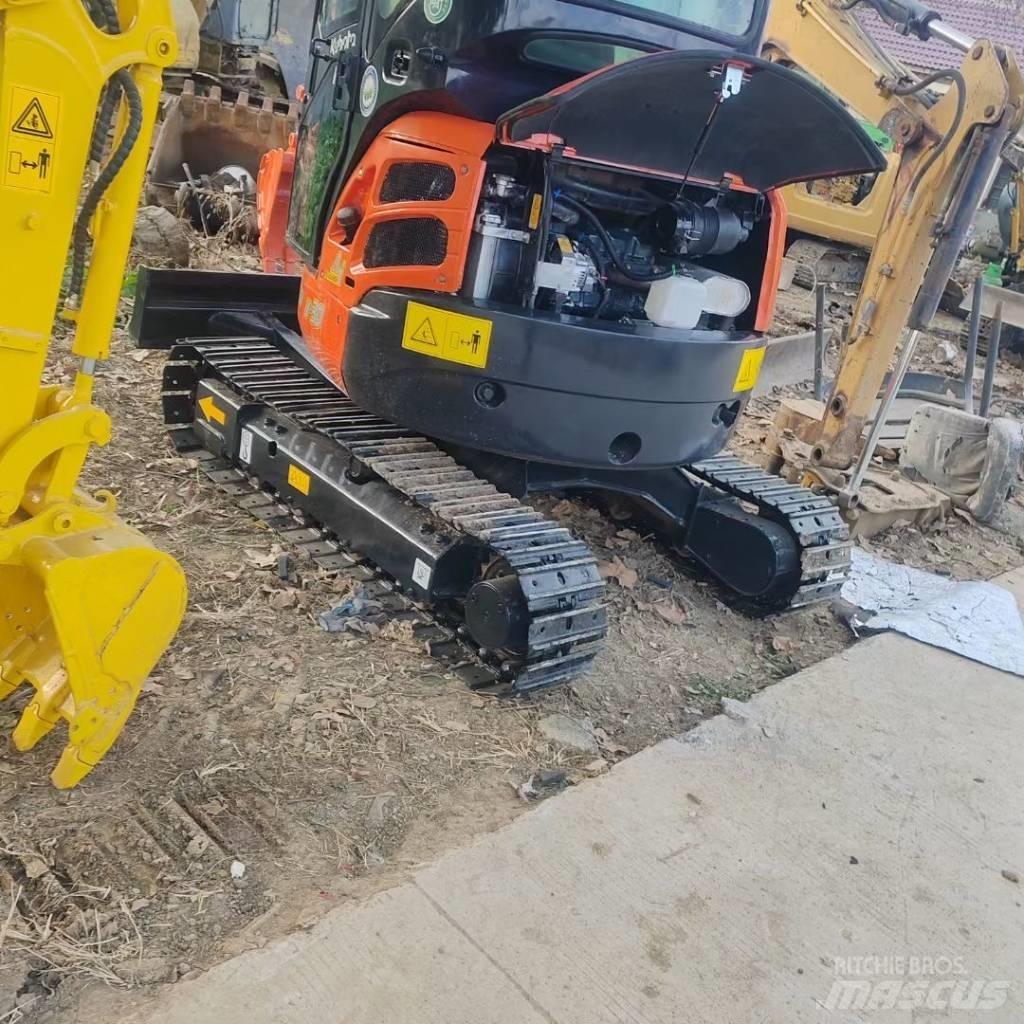 Kubota U 30 Εκσκαφάκι (διαβολάκι) < 7t
