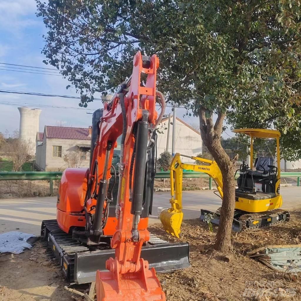 Kubota U 30 Εκσκαφάκι (διαβολάκι) < 7t