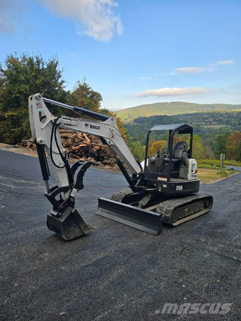 Bobcat E 50 Εκσκαφάκι (διαβολάκι) < 7t