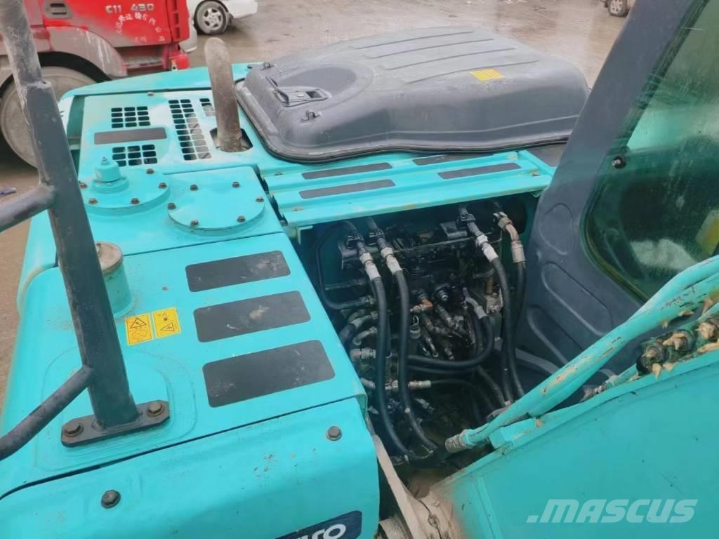 Kobelco SK 140 Εκσκαφείς με ερπύστριες