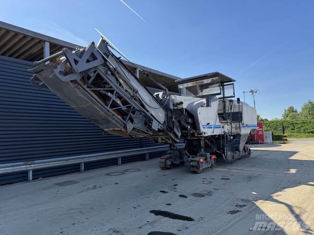 Wirtgen W 210 Επεξεργασίας επίστρωσης ασφάλτου