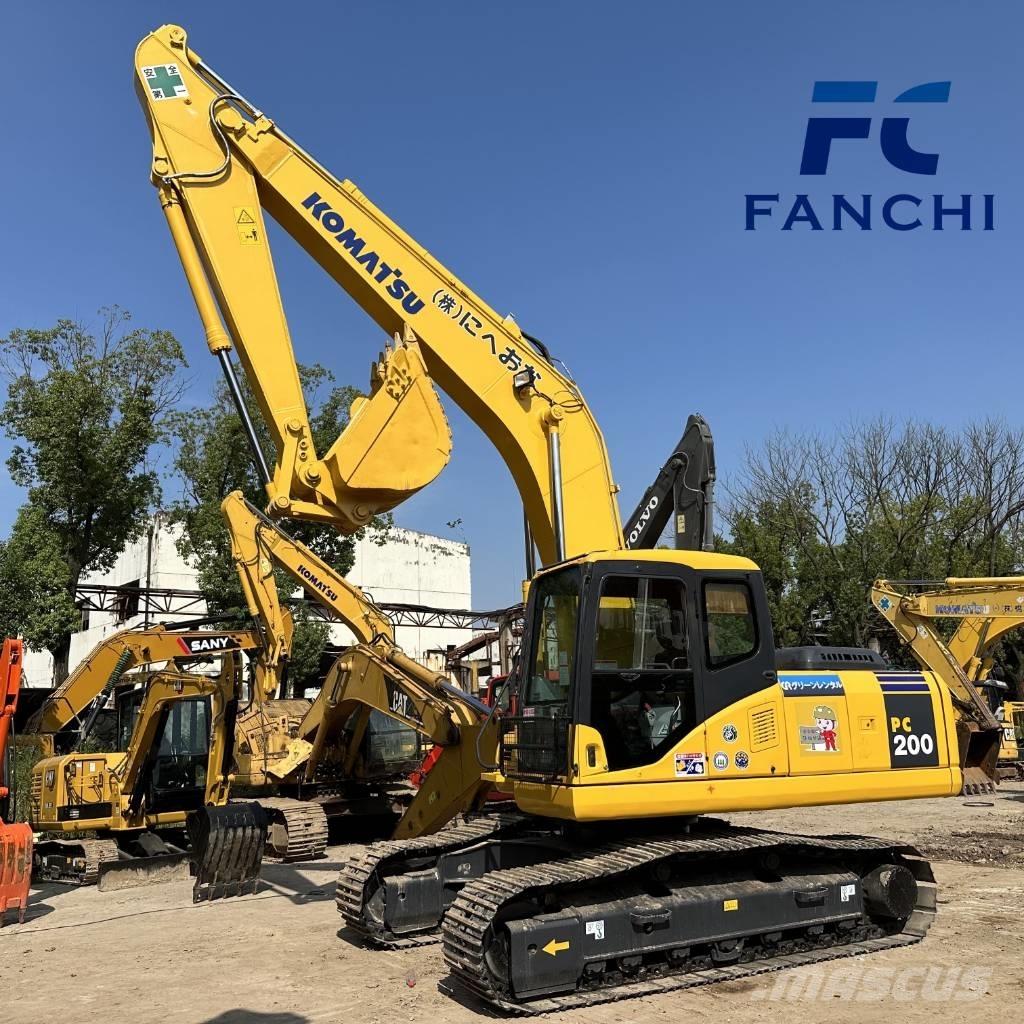 Komatsu PC 200 Εκσκαφείς με ερπύστριες