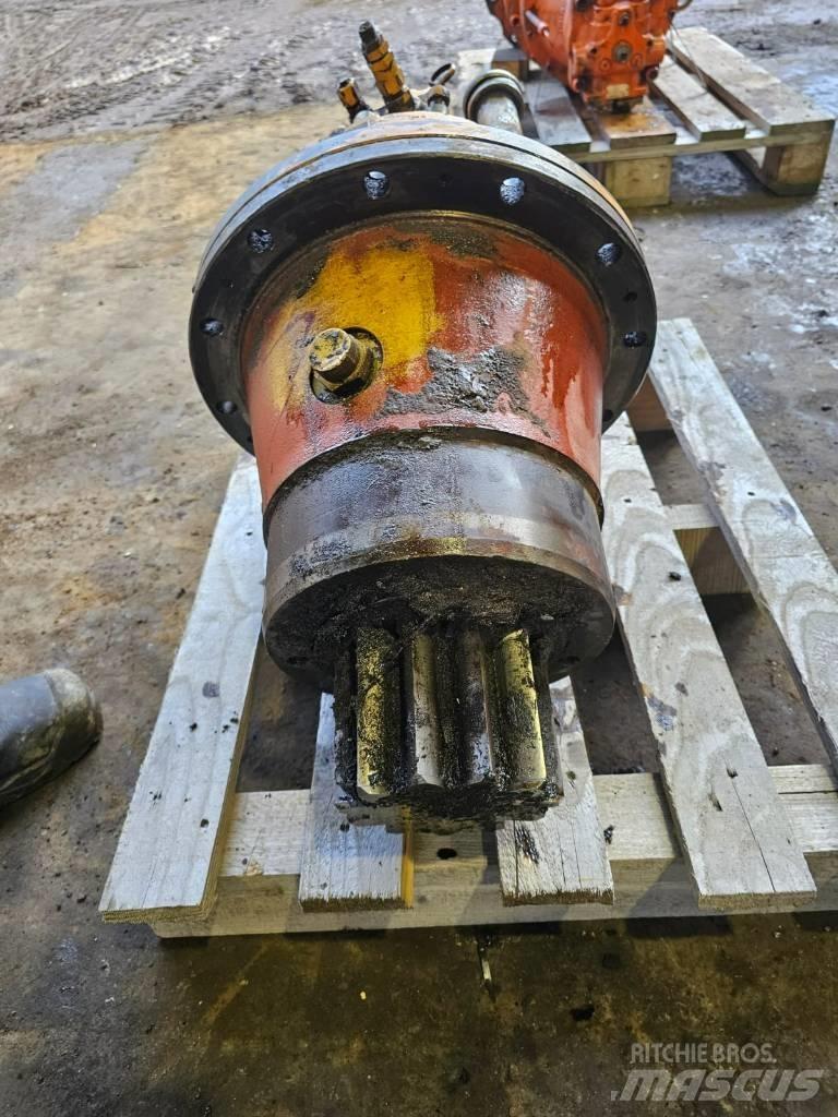 Liebherr SAT250 Μετάδοση κίνησης