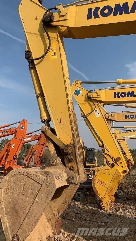 Komatsu PC 220-8 Εκσκαφείς με ερπύστριες