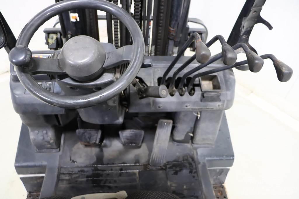 Nissan U1D2A20LQ Περονοφόρα ανυψωτικά κλαρκ με φυσικό αέριο LPG