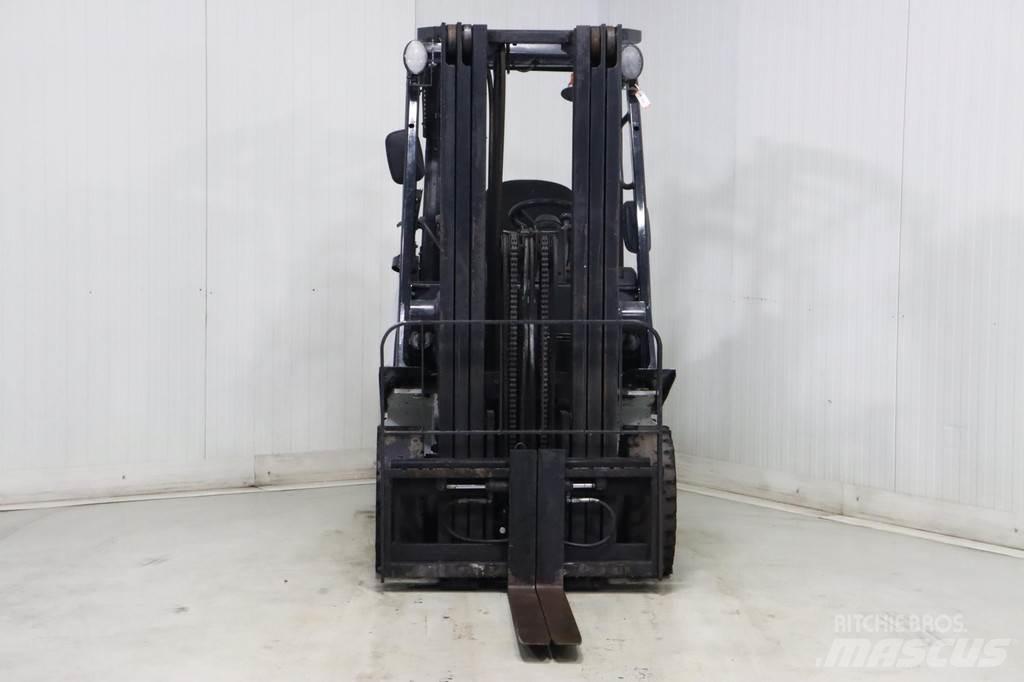 Nissan U1D2A20LQ Περονοφόρα ανυψωτικά κλαρκ με φυσικό αέριο LPG