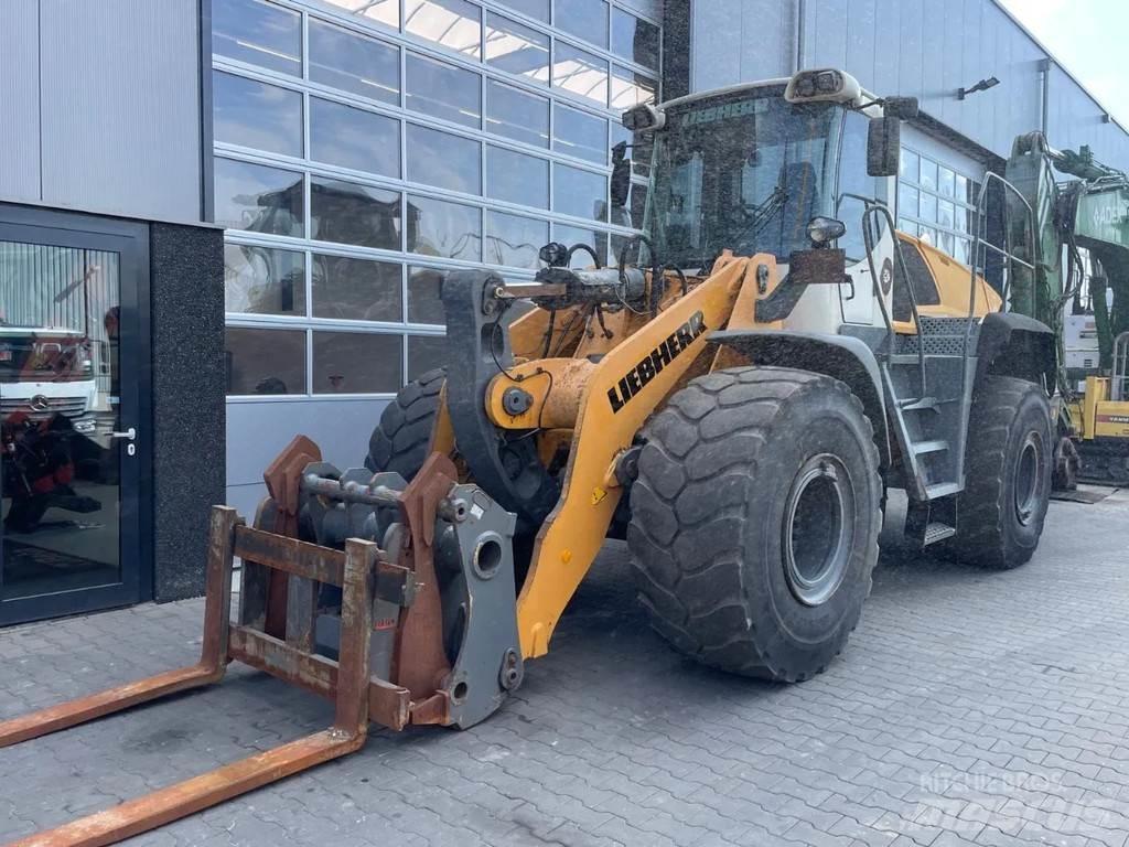 Liebherr L566 Φορτωτές με λάστιχα (Τροχοφόροι)