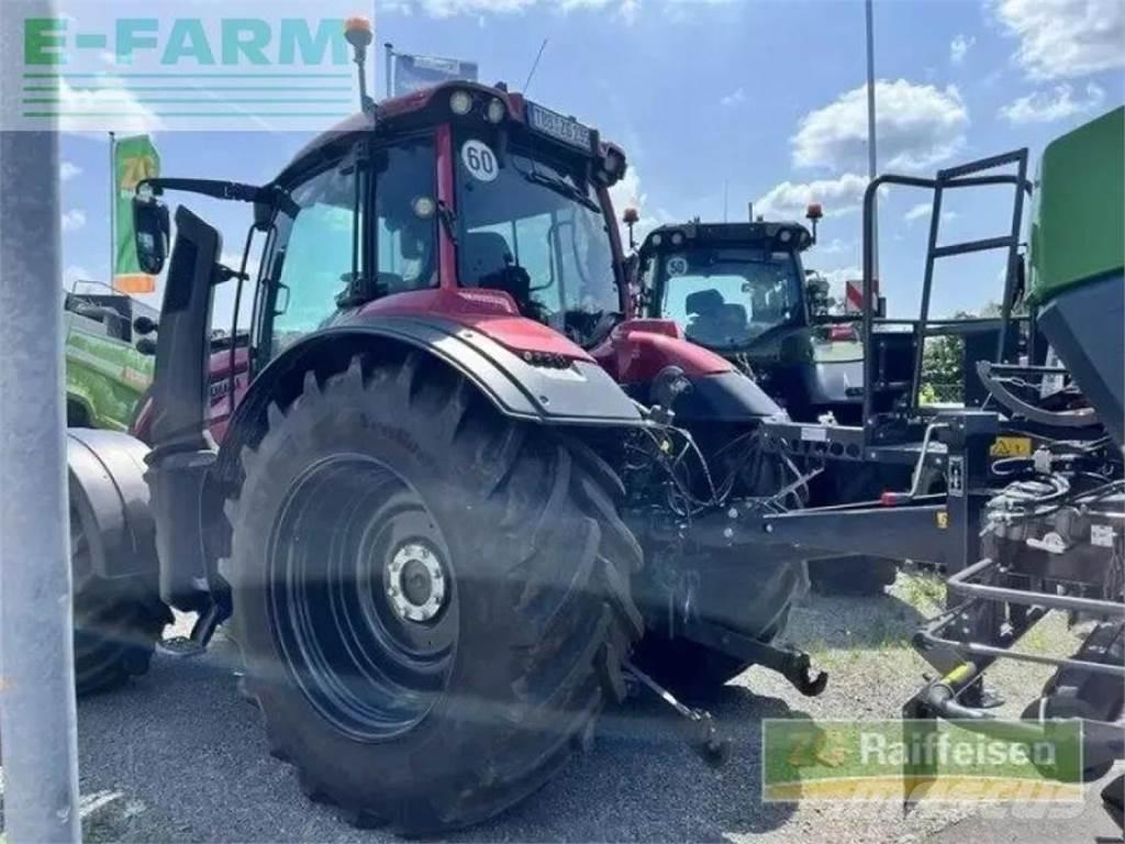 Valtra t 235 Τρακτέρ
