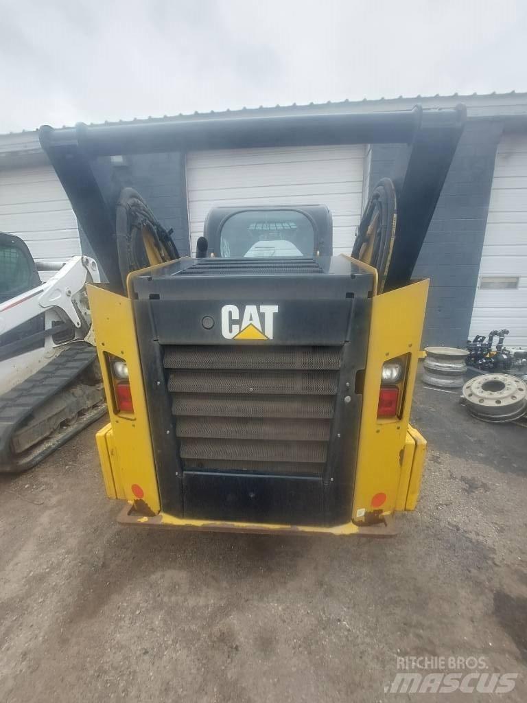 CAT 262D Φορτωτάκια