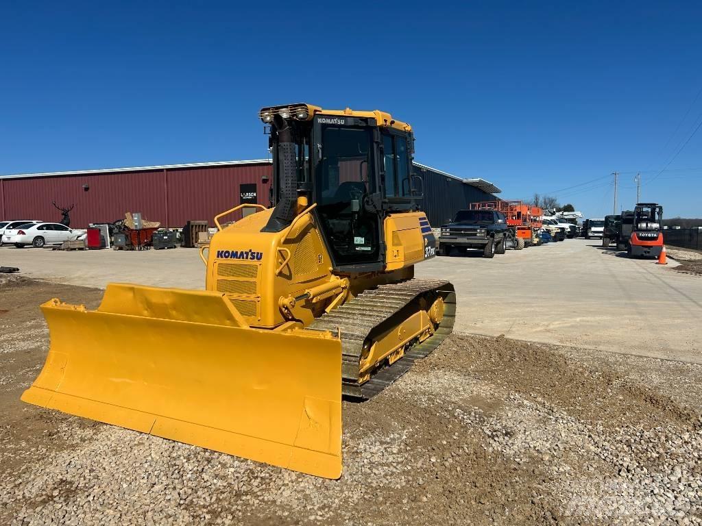 Komatsu D37PX-23 Μπουλντόζες με ερπύστριες