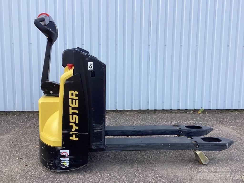 Hyster P2.0 Παλετοφόρα πεζού χειριστή με ιστό