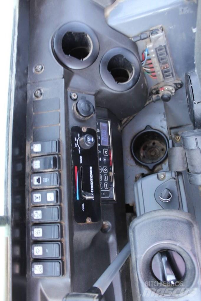 Takeuchi TB 240 Εκσκαφάκι (διαβολάκι) < 7t