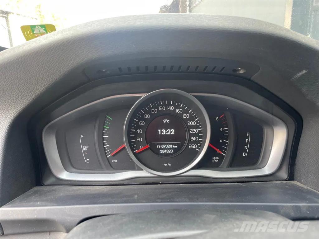 Volvo V60 . Αυτοκίνητα