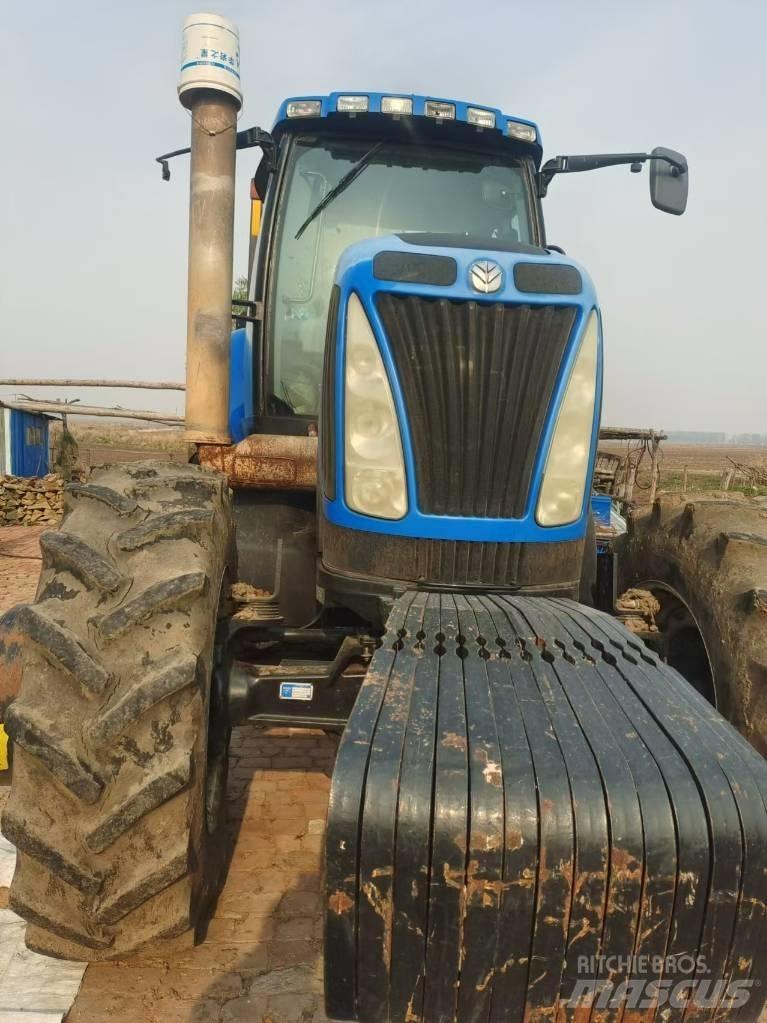New Holland T8040 Τρακτέρ