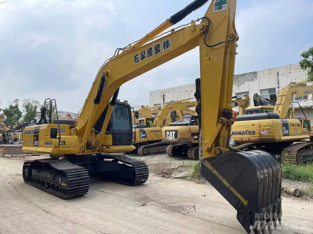 Komatsu PC200-8 Εκσκαφείς με ερπύστριες