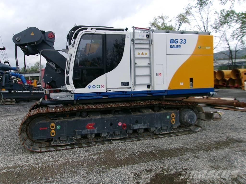 Bauer BG 33 V Βαριά τρυπάνια