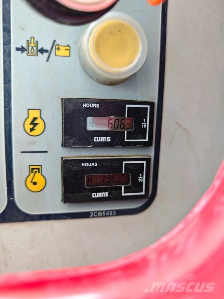 Dino 220 XTC 2 Ανυψωτήρες με αρθρωτό βραχίονα