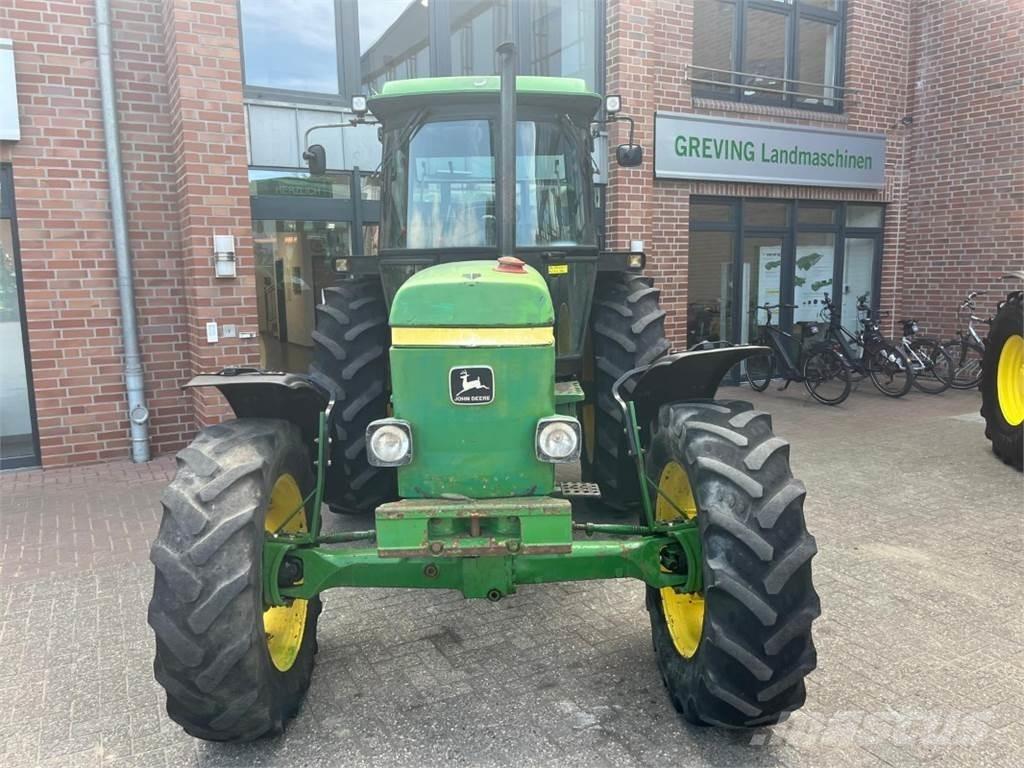 John Deere 3040 Τρακτέρ