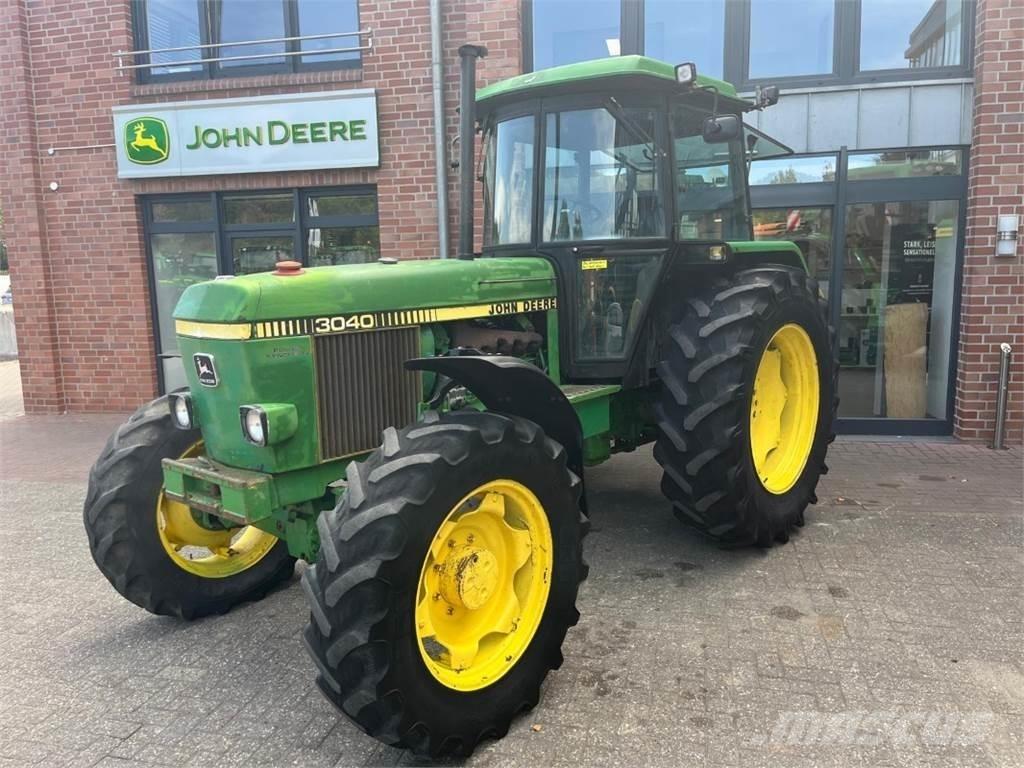 John Deere 3040 Τρακτέρ