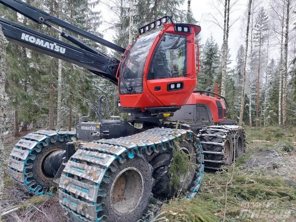 Komatsu 931 XC Θεριζοαλωνιστικές μηχανές