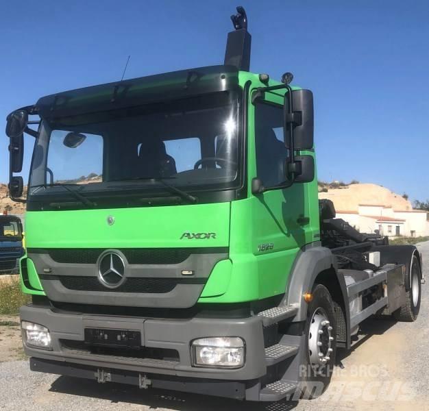 Mercedes-Benz 1829 Φορτηγά με γερανό & γάτζο