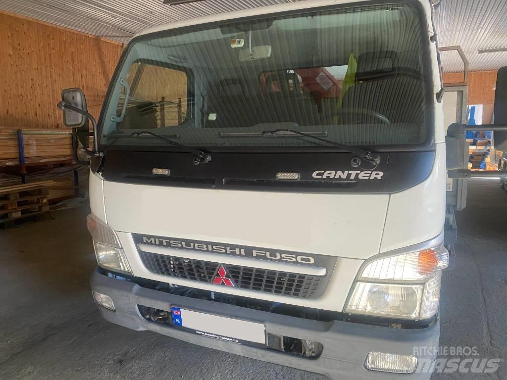Mitsubishi Canter Φορτηγά με Γερανό
