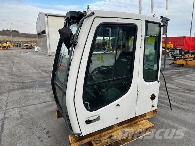 Liebherr R 317 CAB Καμπίνες και εσωτερικό