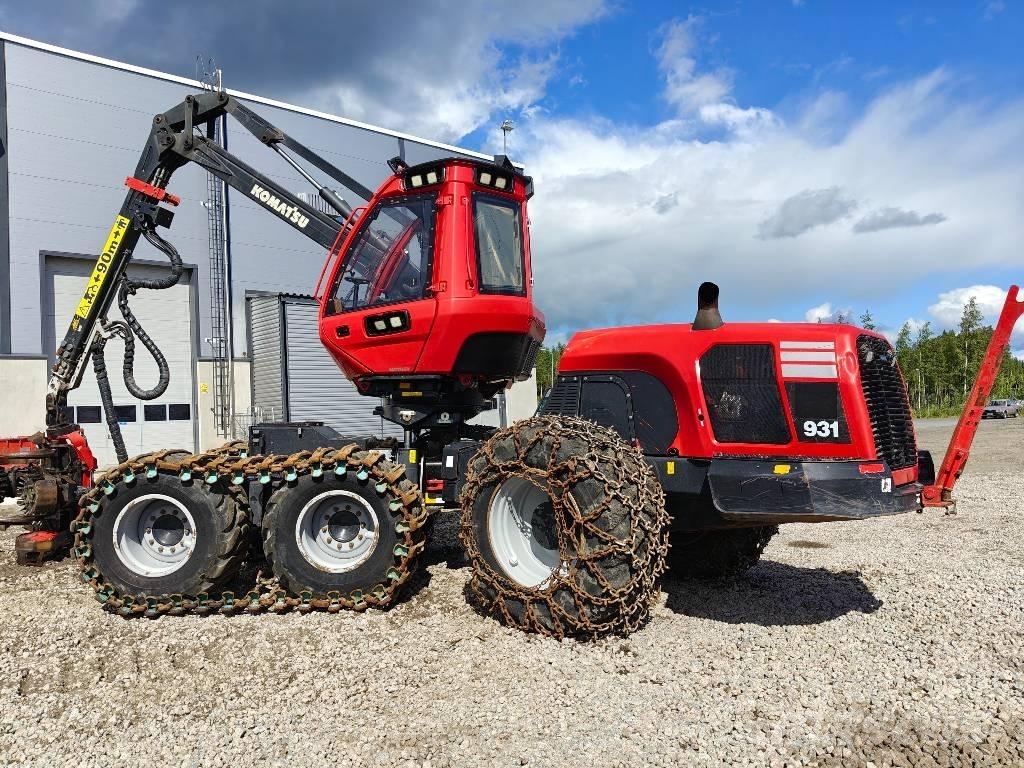 Komatsu 931 Θεριζοαλωνιστικές μηχανές