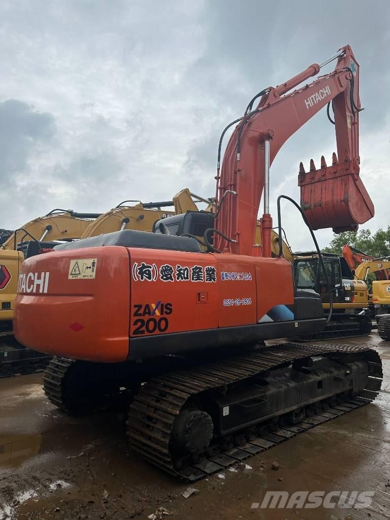 Hitachi ZX 200 Εκσκαφείς με ερπύστριες