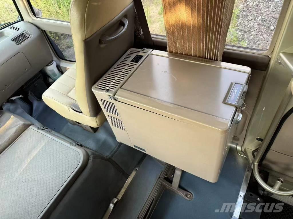 Toyota Coaster Bus Μίνι λεωφορεία