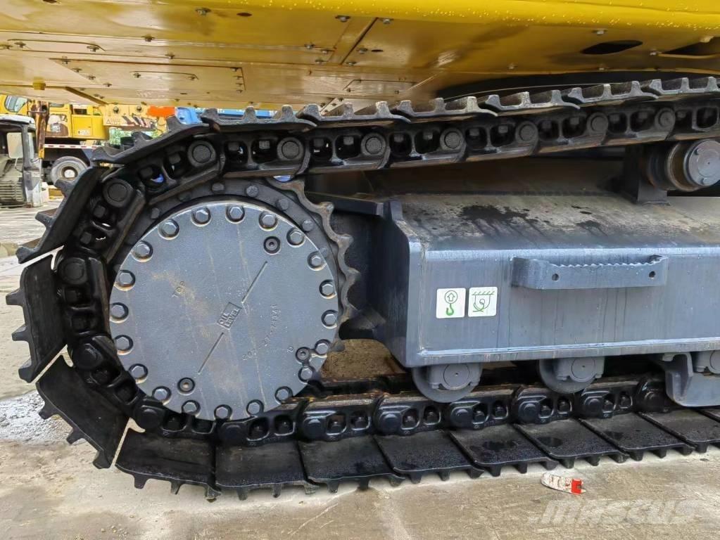 Komatsu PC 300-8 Εκσκαφείς με ερπύστριες