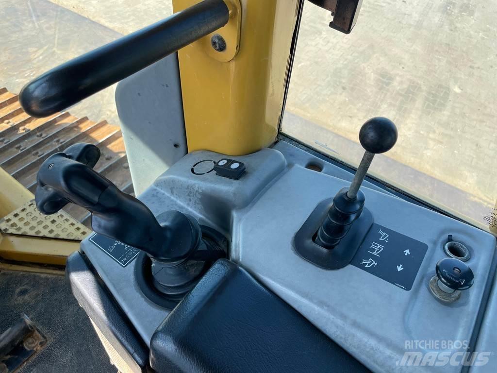 CAT D6N XL Μπουλντόζες με ερπύστριες