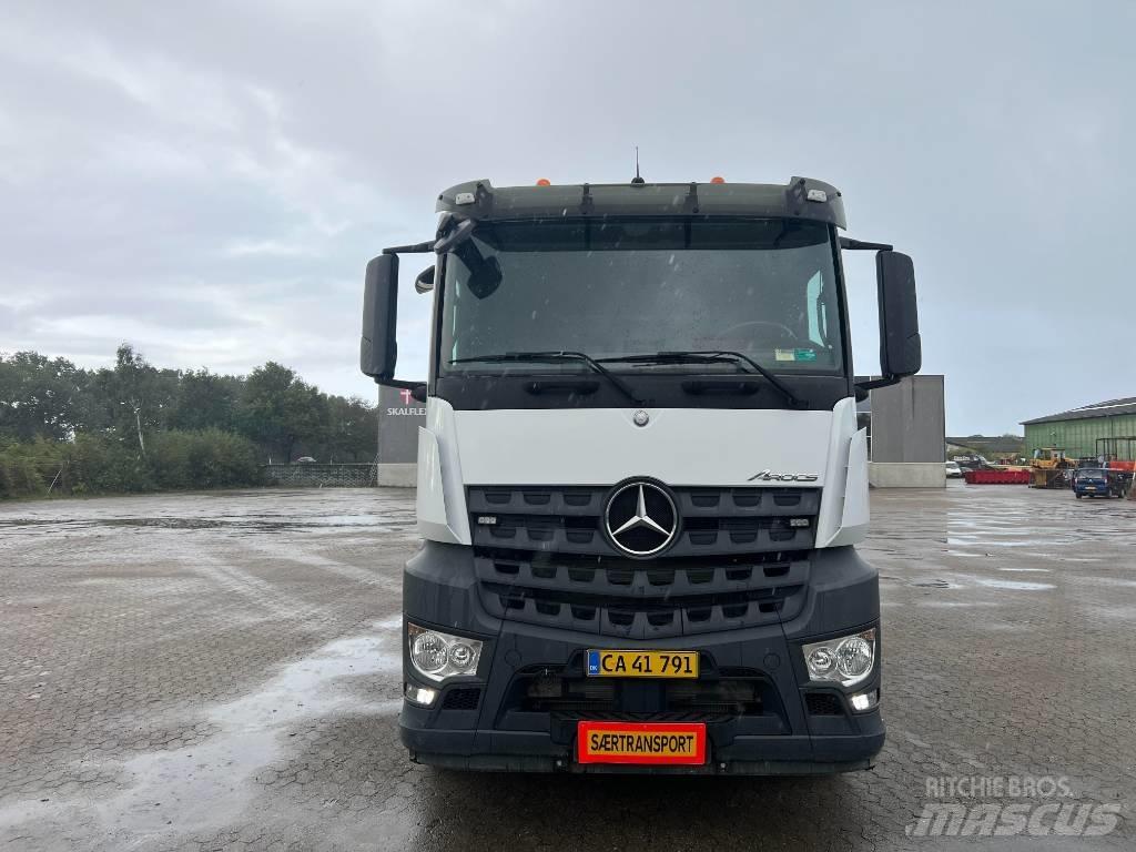 Mercedes-Benz 4153 Φορτηγά με Γερανό