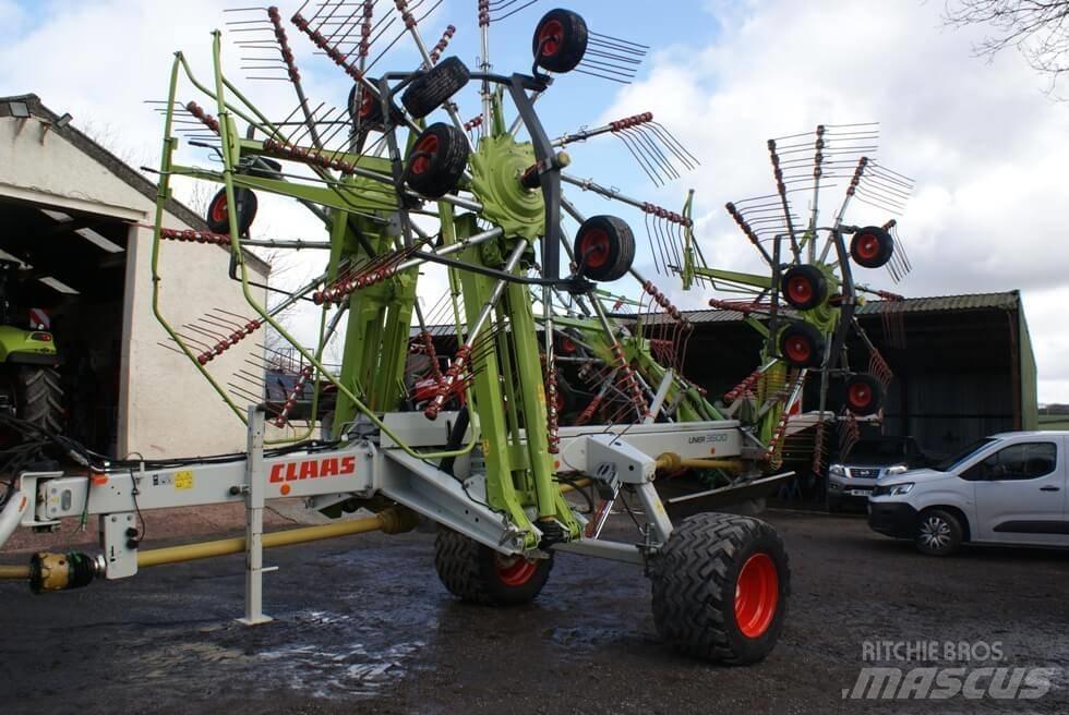 CLAAS Liner 3600 Τσουγκράνες και χορτοξηραντικές μηχανές