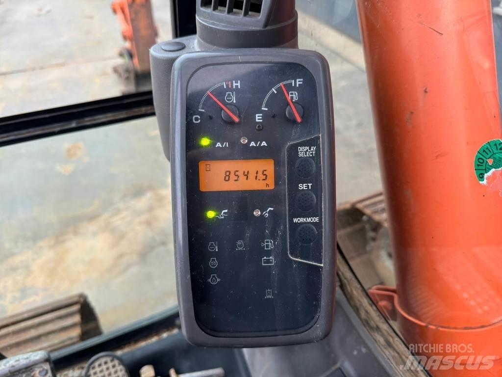 Hitachi ZX135US Εκσκαφείς με ερπύστριες