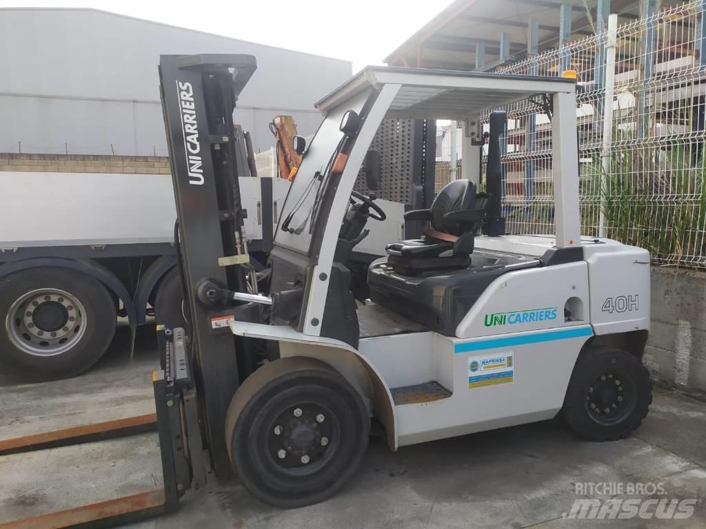 UniCarriers D1F4A40Q Γερανοί πλευρικής φόρτωσης εμπορευματοκιβωτίων