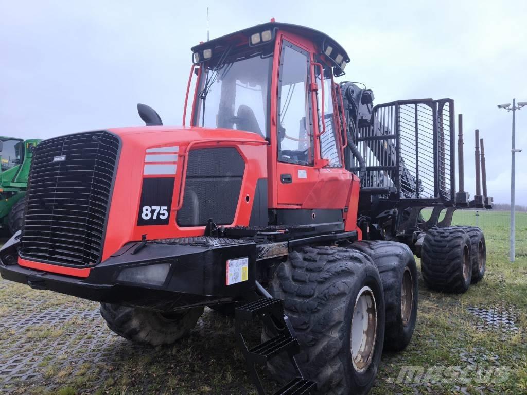 Komatsu 875 Μεταφορείς ξυλείας