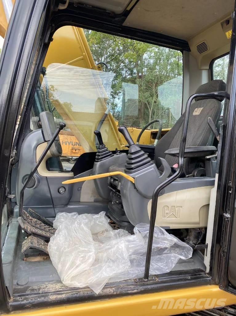 CAT 313 D Εκσκαφείς με ερπύστριες