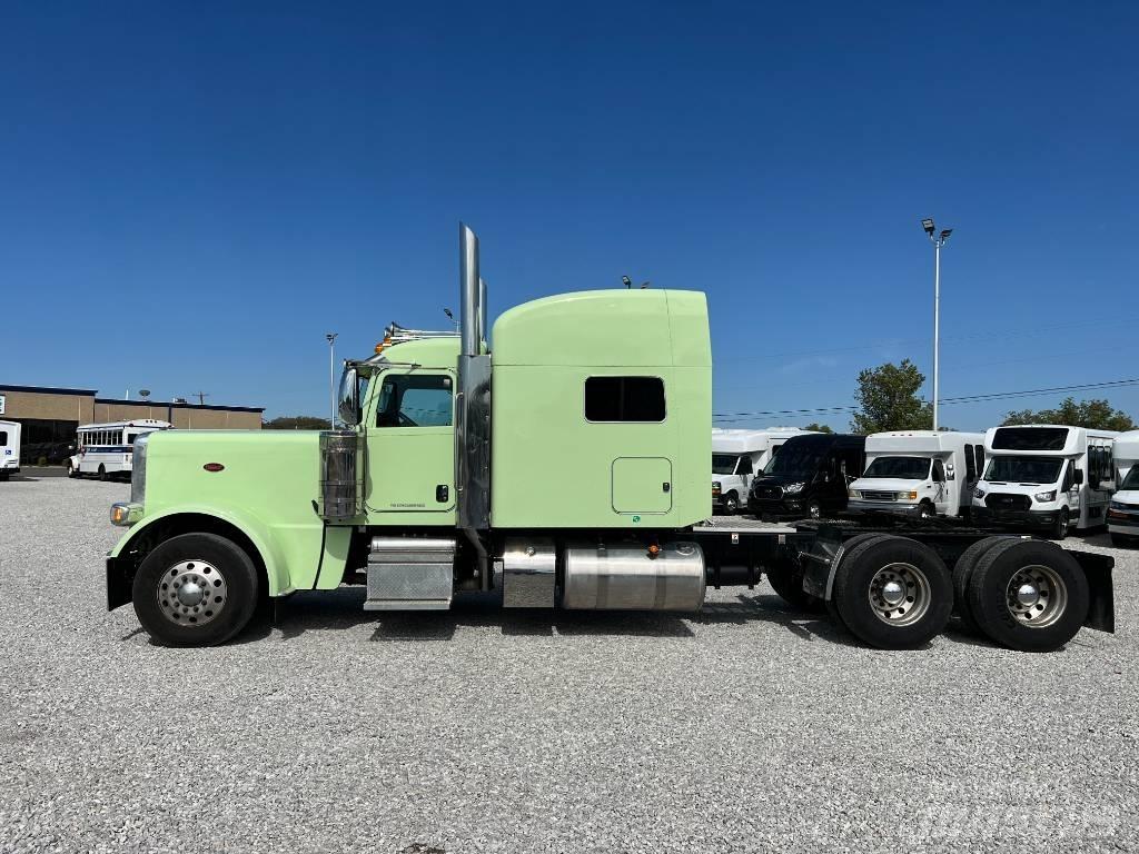 Peterbilt 389 Τράκτορες