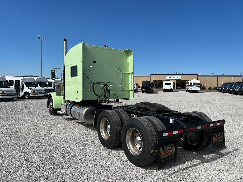 Peterbilt 389 Τράκτορες