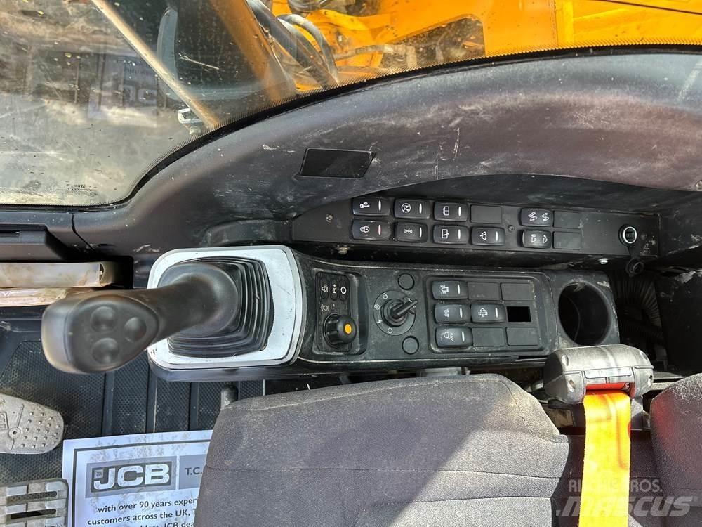 JCB JZ140 Εκσκαφείς με ερπύστριες