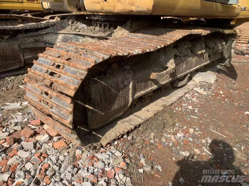 CAT 323D2 Εκσκαφείς με ερπύστριες