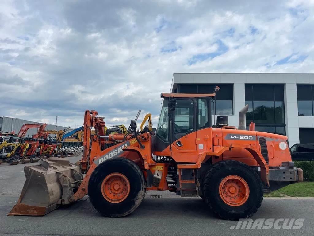 Doosan DL200-3 | A/C Φορτωτές με λάστιχα (Τροχοφόροι)
