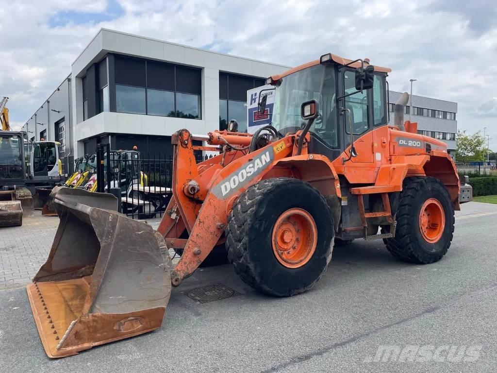 Doosan DL200-3 | A/C Φορτωτές με λάστιχα (Τροχοφόροι)