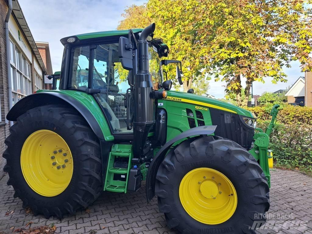 John Deere 6120M Τρακτέρ