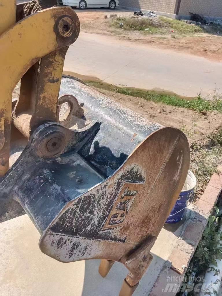 CAT 305.5 E2 Εκσκαφάκι (διαβολάκι) < 7t