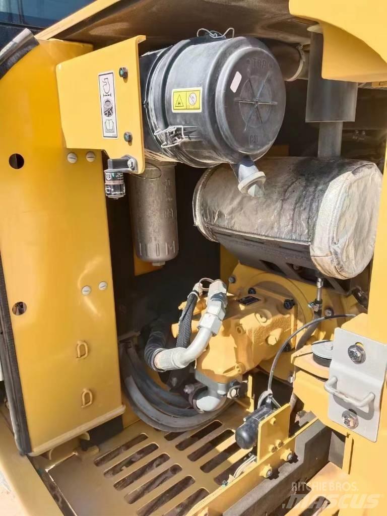 CAT 305.5 E2 Εκσκαφάκι (διαβολάκι) < 7t