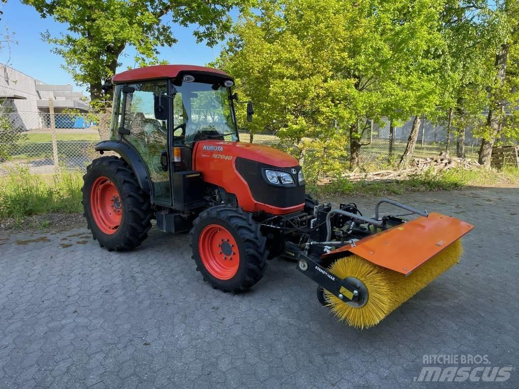 Kubota M 7040 Τρακτέρ