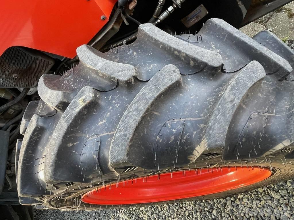 Kubota M 7040 Τρακτέρ