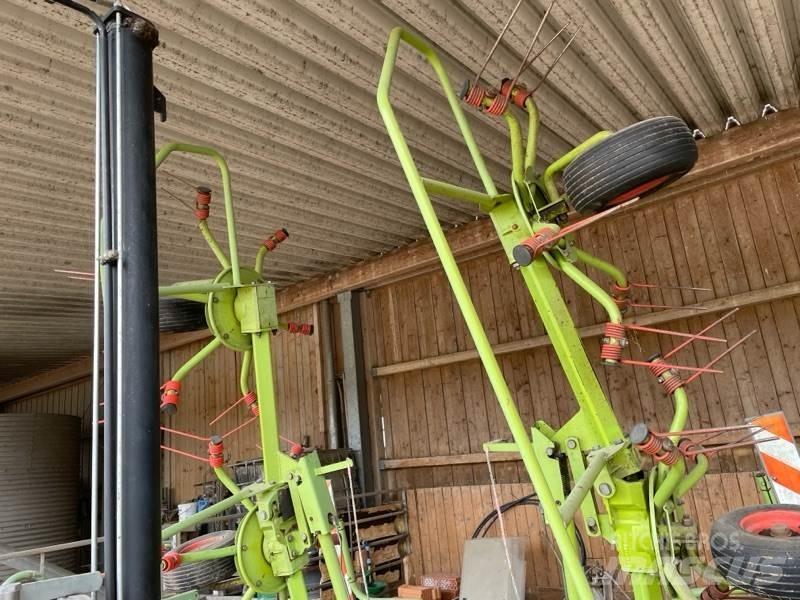 CLAAS Volto 670 Τσουγκράνες και χορτοξηραντικές μηχανές
